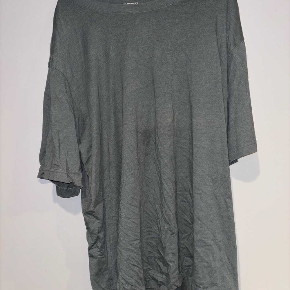 Duluth Trading Co Charcoal Short Sleeve Longtail Tee XXL